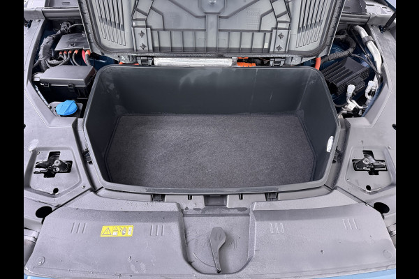 Audi e-tron 55 Quattro 95kWh SOH 96% Panoramadak Sportstoelen Trekhaak Adap.Cruise 360°Camera Apple Carplay Android Auto Leder Navi Ecc Busi Elek.Stoelen+Memory Elek.Achterklep Matrix Led AWD 4WD 1.800KG Trekgewicht 1e Eigenaar Origineel Nederlandse Auto Zeer complete Audi 55 E-tron