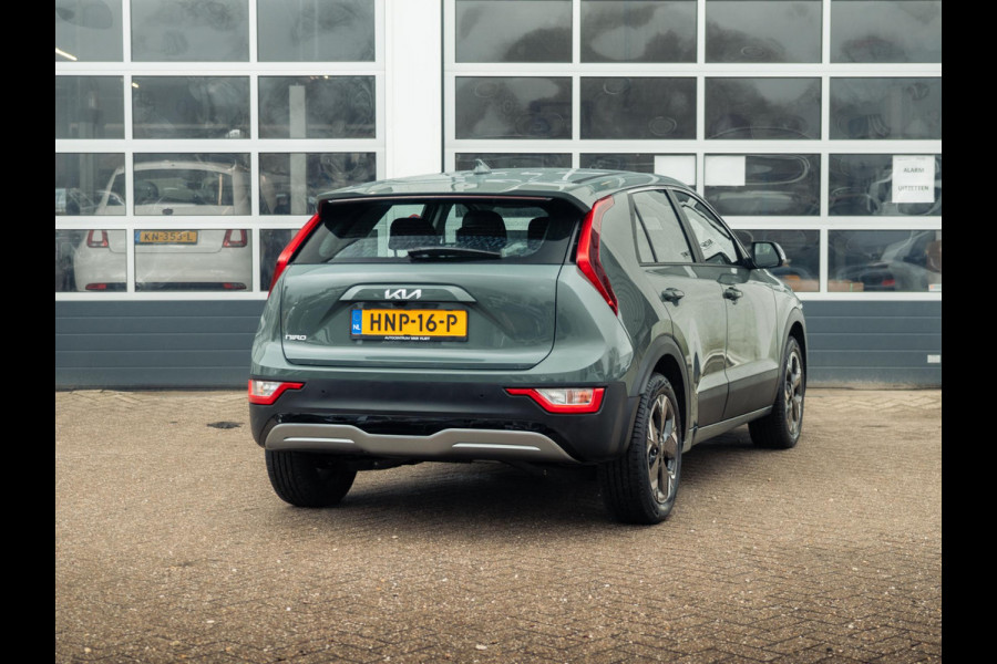 Kia Niro EV Light 64.8 kWh l navigatie l Apple car play android auto l