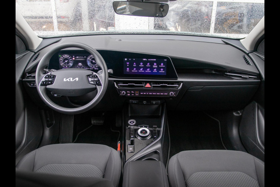 Kia Niro EV Light 64.8 kWh l navigatie l Apple car play android auto l