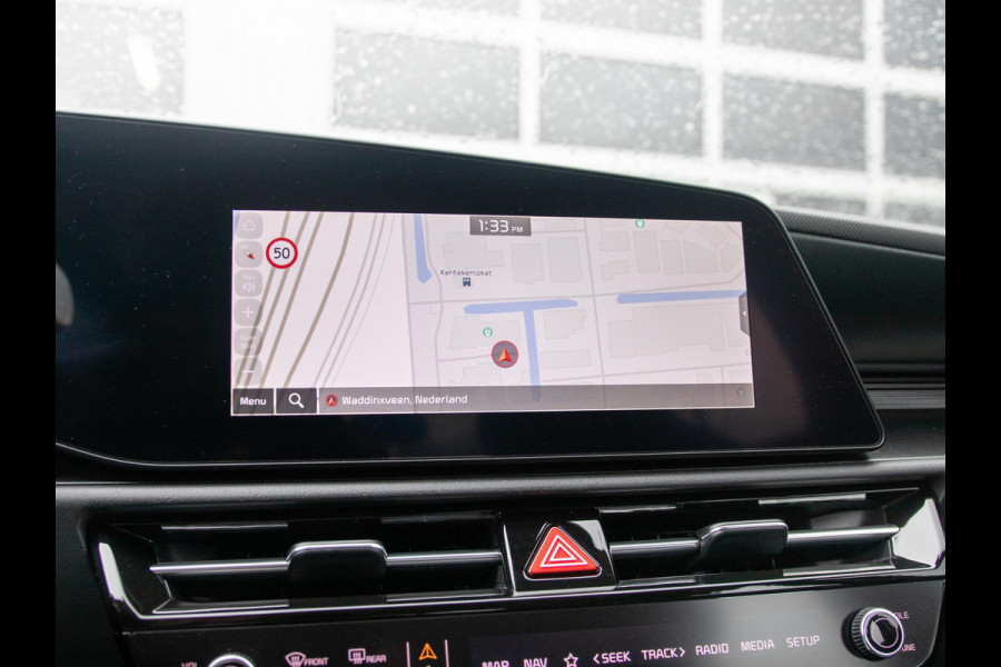 Kia Niro EV Light 64.8 kWh l navigatie l Apple car play android auto l