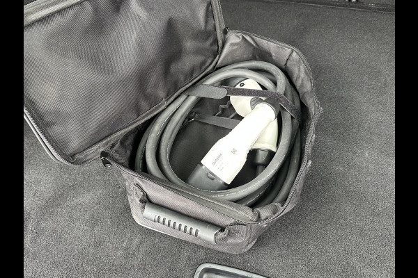 MG EHS 1.5 TGDI Luxury PHEV | RIJKLAARPRIJS LET OP HISTORIE NOG ACHTERHALEN. REEDS VOOR GEMAILD. | PHEV | MEGA COMPLEET! | COMPLETE HISTORIE AANWEZIG | FABRIEKSGARANTIE T/M 11-2030 | 52km WLTP ELECTR RIJBEREIK, TOTAAL RIJBEREIK TOT 1.000km!