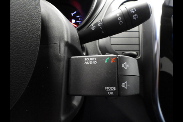 Renault Captur 0.9 TCe Limited NAVI/AIRCO/CRUISE/PDC/16"LMV!