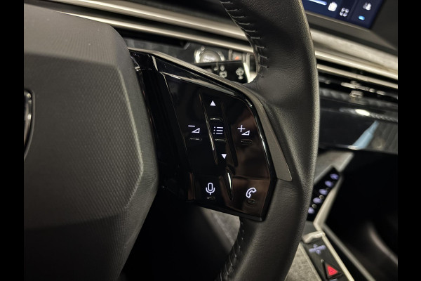 Peugeot 5008 1.2 Hybrid 136 pk Allure Automaat Navigatie Cruise control Climate control LED Camera Apple Carplay/ Android Auto