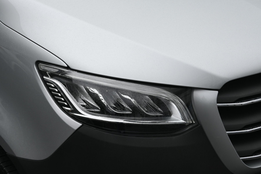 Mercedes-Benz Sprinter 317 CDI L2H2 RWD Led, MBUX 10.25, Geveerde stoel, Etc.