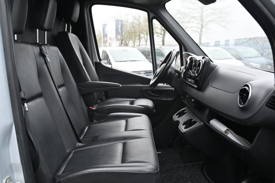 Mercedes-Benz Sprinter 317 CDI L2H2 RWD Led, MBUX 10.25, Geveerde stoel, Etc.