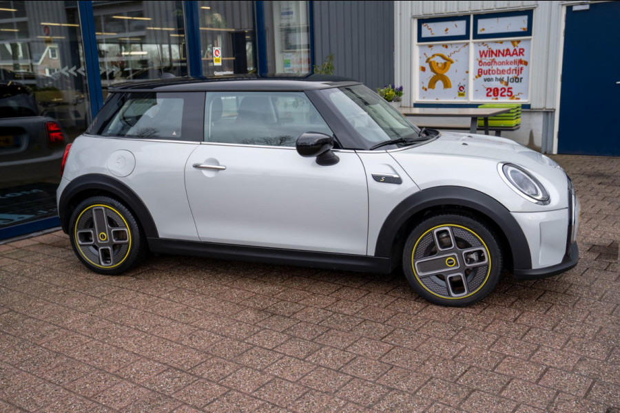 MINI Mini Electric Business Edition 33 kWh|Prijs rijklaar incl. 12 mnd garantie||Bluetooth NAV LMV Parkeersensoren achter Camera