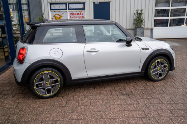 MINI Mini Electric Business Edition 33 kWh|Prijs rijklaar incl. 12 mnd garantie||Bluetooth NAV LMV Parkeersensoren achter Camera