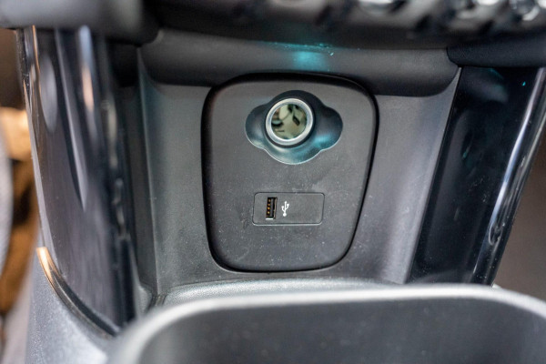 MINI Mini Electric Business Edition 33 kWh|Prijs rijklaar incl. 12 mnd garantie||Bluetooth NAV LMV Parkeersensoren achter Camera