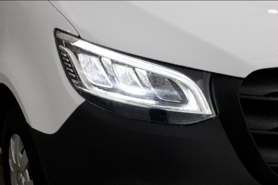 Mercedes-Benz Sprinter 317 CDI 170pk 9G Automaat L2H2 LED/Camera/Trekhaak 3500kg 01-2022