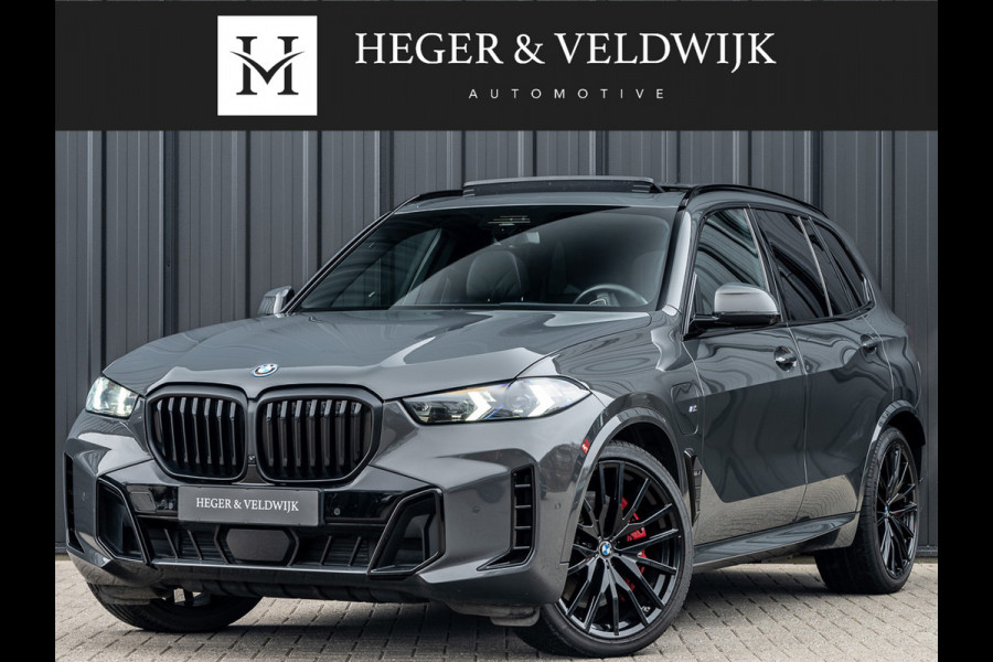 BMW X5 xDrive50e 490pk M Sport Pro | Panoramadak | Soft Close | Comfort Access | Trekhaak | Iconic Glow | M Gordels | 4-Zone Climate | Adaptive Led. | 360 Camera | Head-Up | Active Cruise | Harman/Kardon |
