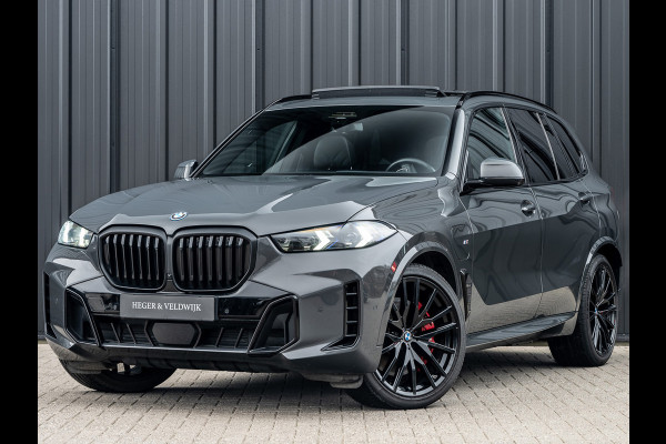 BMW X5 xDrive50e 490pk M Sport Pro | Panoramadak | Soft Close | Comfort Access | Trekhaak | Iconic Glow | M Gordels | 4-Zone Climate | Adaptive Led. | 360 Camera | Head-Up | Active Cruise | Harman/Kardon |