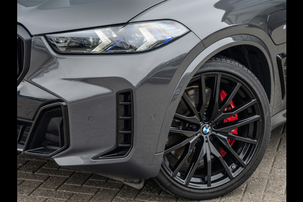 BMW X5 xDrive50e 490pk M Sport Pro | Panoramadak | Soft Close | Comfort Access | Trekhaak | Iconic Glow | M Gordels | 4-Zone Climate | Adaptive Led. | 360 Camera | Head-Up | Active Cruise | Harman/Kardon |