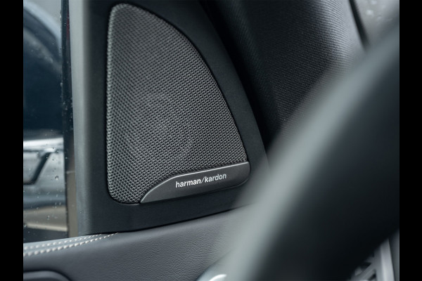 BMW X5 xDrive50e 490pk M Sport Pro | Panoramadak | Soft Close | Comfort Access | Trekhaak | Iconic Glow | M Gordels | 4-Zone Climate | Adaptive Led. | 360 Camera | Head-Up | Active Cruise | Harman/Kardon |
