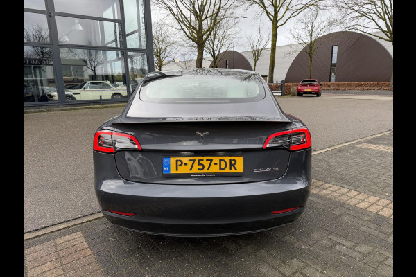 Tesla Model 3 Performance AWD 75 kWh SOH 96% | 20 INCH VELGEN ALS NIEUW | SUPER NETTE AUTO | FABRIEKSGARANTIE OP HOOGVOLTACCU EN AANDRIJFLIJN T/M 03-2030 |