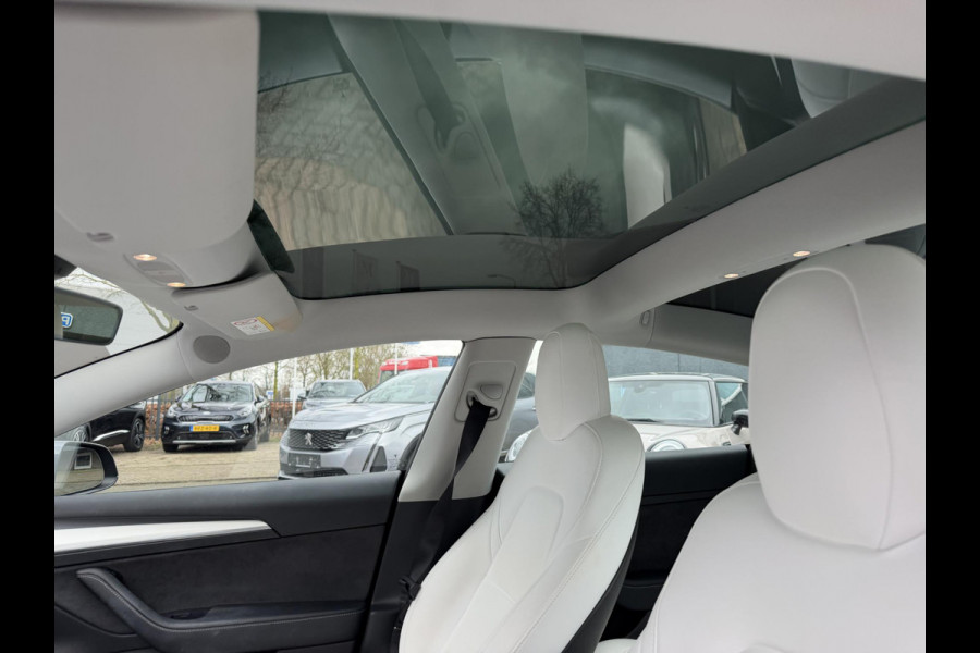 Tesla Model 3 Performance AWD 75 kWh SOH 96% | 20 INCH VELGEN ALS NIEUW | SUPER NETTE AUTO | FABRIEKSGARANTIE OP HOOGVOLTACCU EN AANDRIJFLIJN T/M 03-2030 |