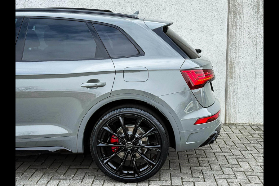 Audi Q5 50TFSI e 299PK Quattro Competition S Edition S-Line 1é Eig! Audi Exclusive|Pano|Luchtvering|S-Kuipstoelen|HD Matrix|Carbon