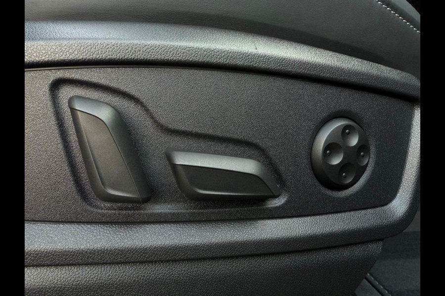 Audi Q5 50TFSI e 299PK Quattro Competition S Edition S-Line 1é Eig! Audi Exclusive|Pano|Luchtvering|S-Kuipstoelen|HD Matrix|Carbon