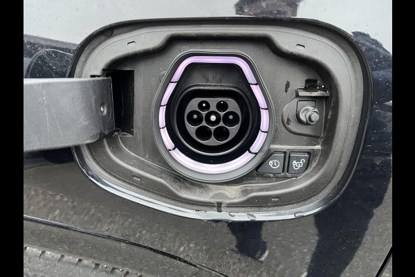 Ford Kuga 2.5 PHEV ST-Line X NIEUWE AUTO | FABRIEKSGARANTIE WINTERPACK | PANO | 360 CAMERA| ELEK. ACHTERKLEP| ACHTERBANK VERWARMD| STOEL + STUURVERWARMING| SUPER COMPLEET!