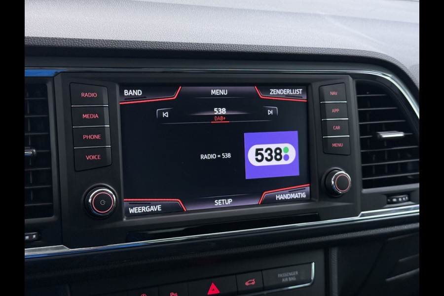 Seat Ateca 1.5TSI 150PK Automaat Trekhaak Navi Ecc Stoelverwarming Apple Carplay/Android Auto Cruise Control Pdc Style Business Intense Elek.Achterklep Lmv 17" Led Regen-/Lichtsensor Full Link DAB+ Bluetooth DSG 1.600KG Trekgewicht
