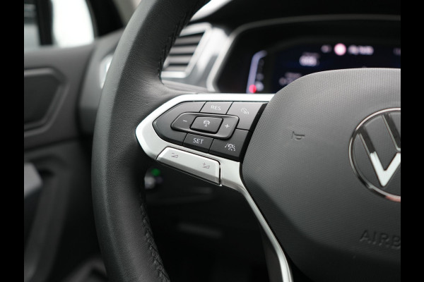 Volkswagen Tiguan 1.4 TSI eHybrid Elegance Plug In Hybrid 245pk Dealer O.H. PHEV | Trekhaak Af Fabriek | Panodak | Adaptive Cruise | Camera | Stuur Verwarmd | Apple Carplay | Keyless | Blis | Navigatie | DAB |