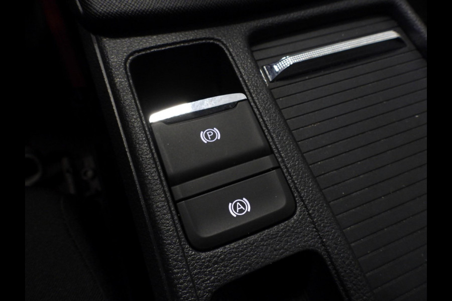 Škoda Octavia Combi 1.0 TSI Business Edition NAVI/VIRTUAL/LED/TREKH/18"LMV!