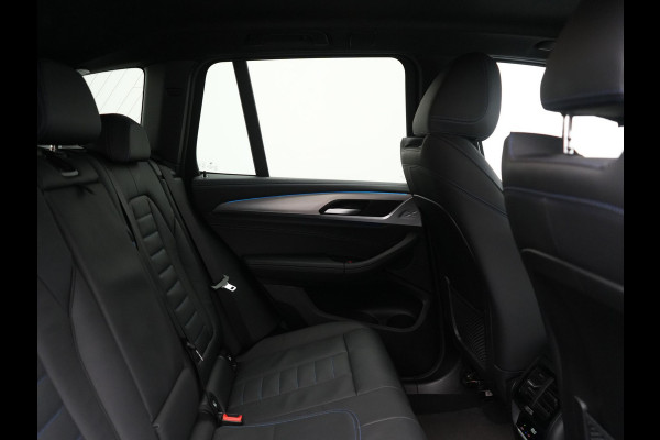 BMW X3 xDrive30e M Sport Plug In Hybrid 293pk Dealer O.H PHEV | Trekhaak Af Fabriek | 360 Camera | Head Up | Adaptive LED |  Lederen Sportstoelen & Sportstuur Verwarmd | Keyless | Apple Carplay | Navigatie | Cruise Control | Virtual | DAB | 20" L.M