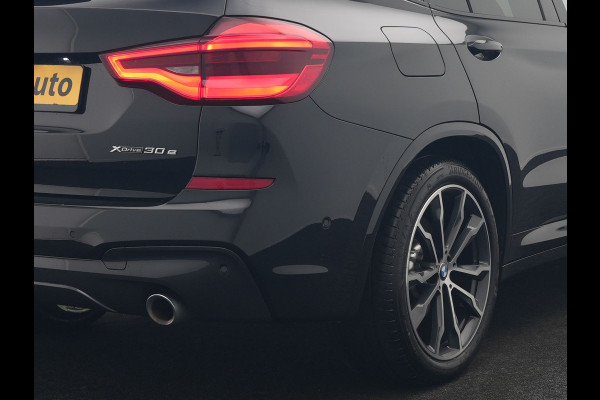 BMW X3 xDrive30e M Sport Plug In Hybrid 293pk Dealer O.H PHEV | Trekhaak Af Fabriek | 360 Camera | Head Up | Adaptive LED |  Lederen Sportstoelen & Sportstuur Verwarmd | Keyless | Apple Carplay | Navigatie | Cruise Control | Virtual | DAB | 20" L.M