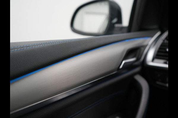 BMW X3 xDrive30e M Sport Plug In Hybrid 293pk Dealer O.H PHEV | Trekhaak Af Fabriek | 360 Camera | Head Up | Adaptive LED |  Lederen Sportstoelen & Sportstuur Verwarmd | Keyless | Apple Carplay | Navigatie | Cruise Control | Virtual | DAB | 20" L.M