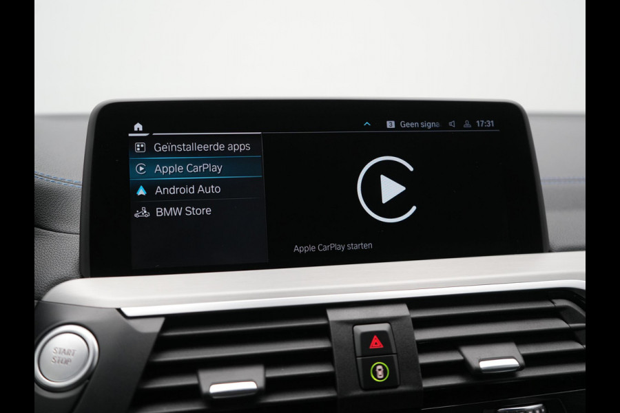 BMW X3 xDrive30e M Sport Plug In Hybrid 293pk Dealer O.H PHEV | Trekhaak Af Fabriek | 360 Camera | Head Up | Adaptive LED |  Lederen Sportstoelen & Sportstuur Verwarmd | Keyless | Apple Carplay | Navigatie | Cruise Control | Virtual | DAB | 20" L.M