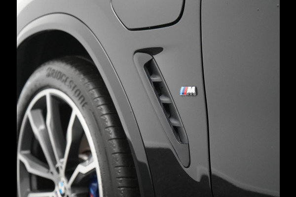BMW X3 xDrive30e M Sport Plug In Hybrid 293pk Dealer O.H PHEV | Trekhaak Af Fabriek | 360 Camera | Head Up | Adaptive LED |  Lederen Sportstoelen & Sportstuur Verwarmd | Keyless | Apple Carplay | Navigatie | Cruise Control | Virtual | DAB | 20" L.M