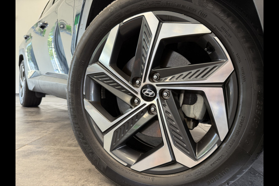 Hyundai Tucson 1.6 T-GDI PHEV Premium Sky 4WD Panoramadak Navigatie Full-led 24 maanden garantie mogelijk (*vraag naar de voorwaarden)