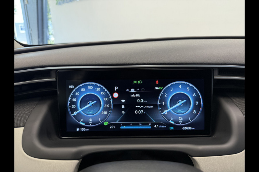 Hyundai Tucson 1.6 T-GDI PHEV Premium Sky 4WD Panoramadak Navigatie Full-led 24 maanden garantie mogelijk (*vraag naar de voorwaarden)