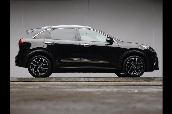 Kia e-Niro ExecutiveLine 64 kWh Sport (APPLE CARPLAY,CAMERA,STOEL/STUURVERWARMING,STOELVERKOELING,LED,PDC,SPORTSTOELEN,LM VELGEN)