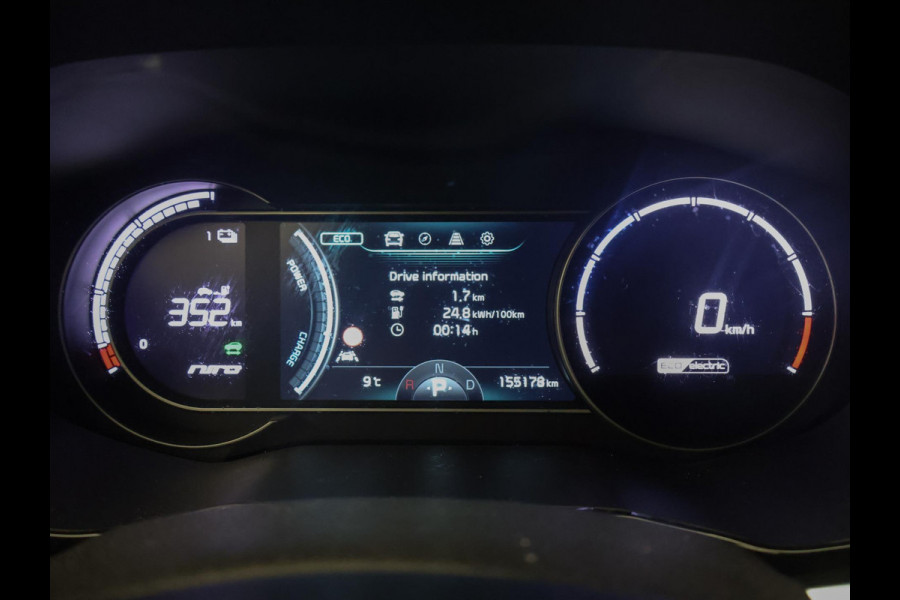 Kia e-Niro ExecutiveLine 64 kWh Sport (APPLE CARPLAY,CAMERA,STOEL/STUURVERWARMING,STOELVERKOELING,LED,PDC,SPORTSTOELEN,LM VELGEN)
