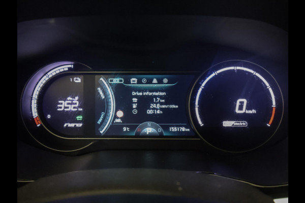 Kia e-Niro ExecutiveLine 64 kWh Sport (APPLE CARPLAY,CAMERA,STOEL/STUURVERWARMING,STOELVERKOELING,LED,PDC,SPORTSTOELEN,LM VELGEN)