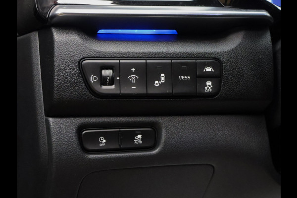 Kia e-Niro ExecutiveLine 64 kWh Sport (APPLE CARPLAY,CAMERA,STOEL/STUURVERWARMING,STOELVERKOELING,LED,PDC,SPORTSTOELEN,LM VELGEN)