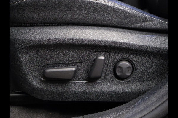 Kia e-Niro ExecutiveLine 64 kWh Sport (APPLE CARPLAY,CAMERA,STOEL/STUURVERWARMING,STOELVERKOELING,LED,PDC,SPORTSTOELEN,LM VELGEN)