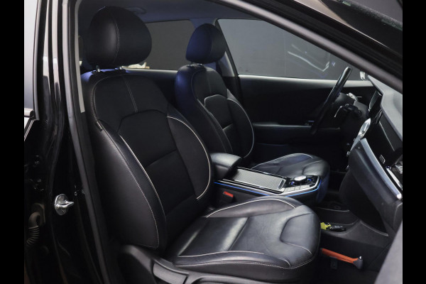 Kia e-Niro ExecutiveLine 64 kWh Sport (APPLE CARPLAY,CAMERA,STOEL/STUURVERWARMING,STOELVERKOELING,LED,PDC,SPORTSTOELEN,LM VELGEN)