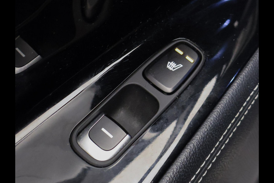 Kia e-Niro ExecutiveLine 64 kWh Sport (APPLE CARPLAY,CAMERA,STOEL/STUURVERWARMING,STOELVERKOELING,LED,PDC,SPORTSTOELEN,LM VELGEN)