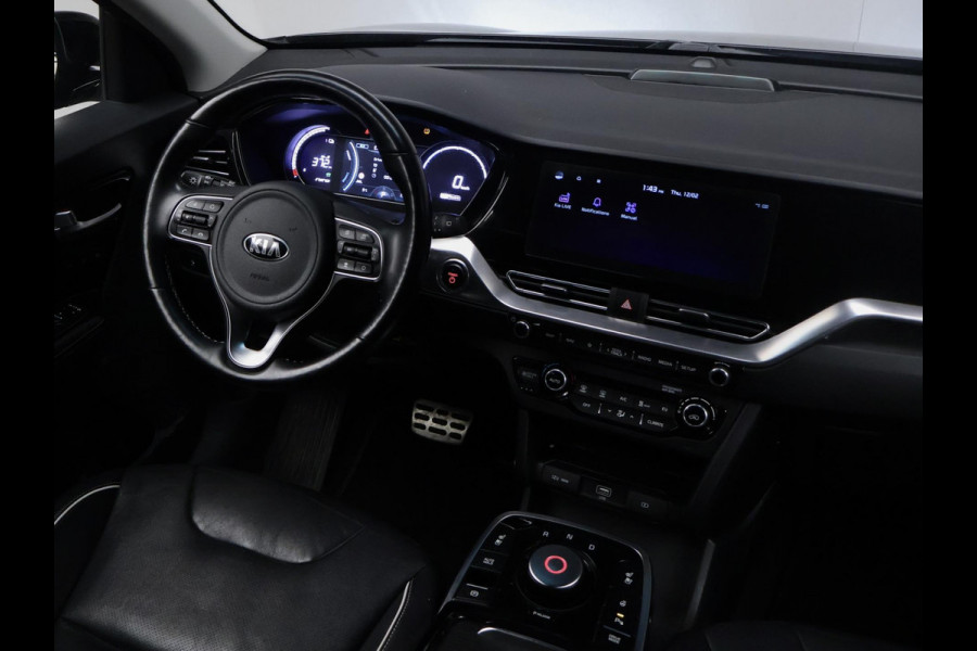 Kia e-Niro ExecutiveLine 64 kWh Sport (APPLE CARPLAY,CAMERA,STOEL/STUURVERWARMING,STOELVERKOELING,LED,PDC,SPORTSTOELEN,LM VELGEN)