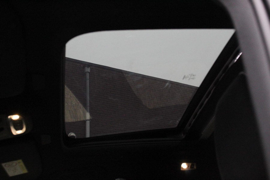 Volvo XC40 1.5 T5 Plug-in hybrid Ultimate Dark MY 2023 PHEV | Electrisch Glazen Panorama dak | Navigatie | Dab | Led | Adaptive Cruise Control | Camera | Parkeer sensoren