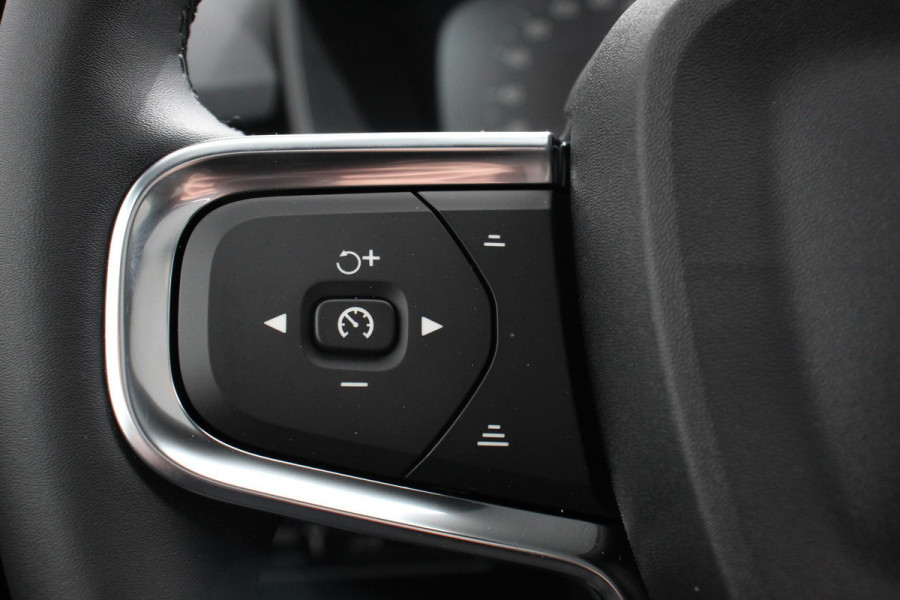 Volvo XC40 1.5 T5 Plug-in hybrid Ultimate Dark MY 2023 PHEV | Electrisch Glazen Panorama dak | Navigatie | Dab | Led | Adaptive Cruise Control | Camera | Parkeer sensoren