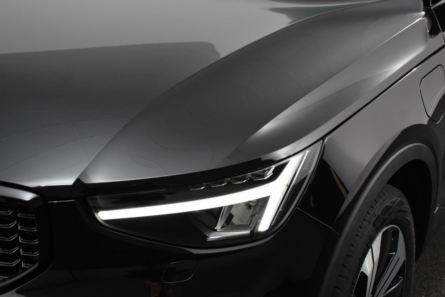 Volvo XC40 1.5 T5 Plug-in hybrid Ultimate Dark MY 2023 PHEV | Electrisch Glazen Panorama dak | Navigatie | Dab | Led | Adaptive Cruise Control | Camera | Parkeer sensoren