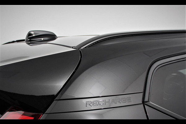 Volvo XC40 1.5 T5 Plug-in hybrid Ultimate Dark MY 2023 PHEV | Electrisch Glazen Panorama dak | Navigatie | Dab | Led | Adaptive Cruise Control | Camera | Parkeer sensoren