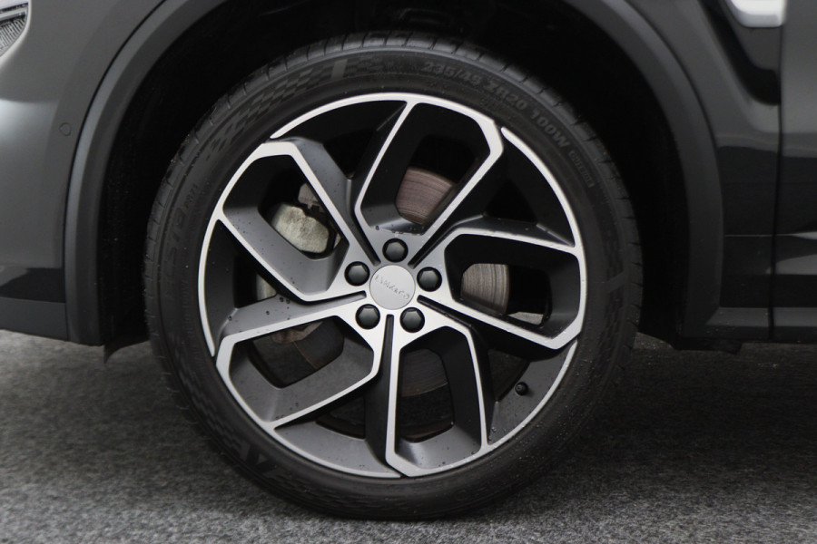 Lynk & Co 01 1.5 Panoramadak, ACC, Keyless, Navigatie, PDC, LED, 20''