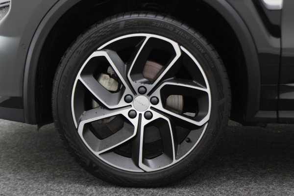 Lynk & Co 01 1.5 Panoramadak, ACC, Keyless, Navigatie, PDC, LED, 20''