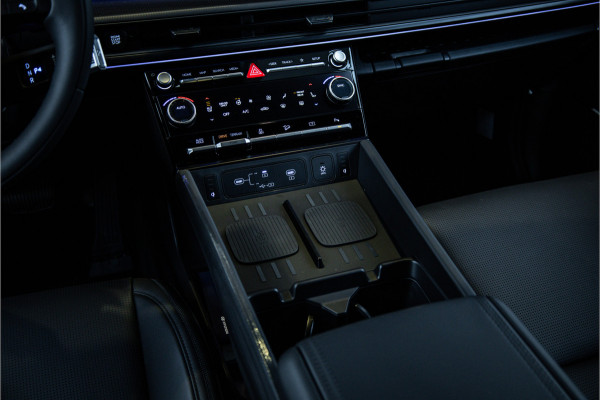 Hyundai Santa Fe 1.6 T-GDI HEV Comfort Plus 7p. - Bose | Keyless | 360 Camera | Stuurverwarming | HUD