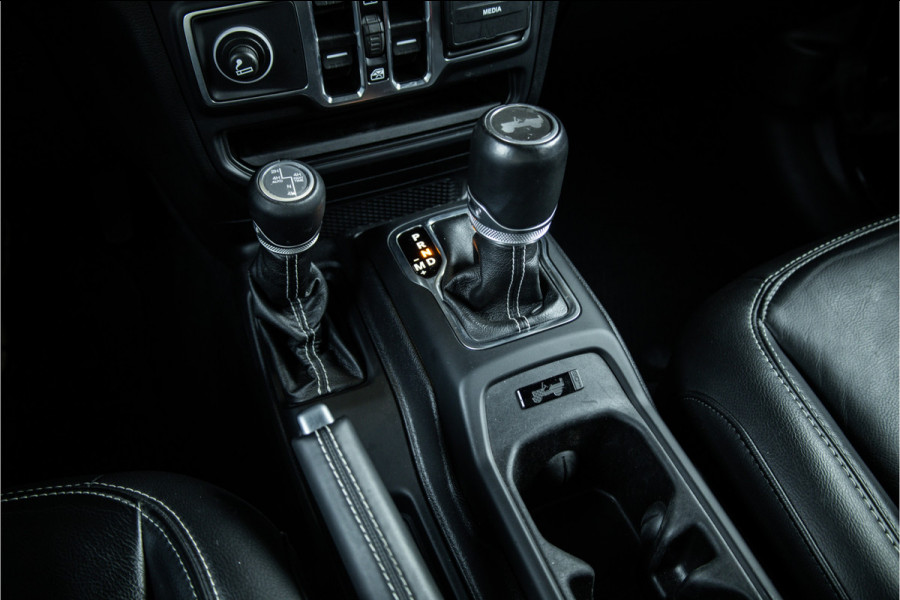Jeep Wrangler Unlimited 4xe 380 Sahara - Camera | Stoel & Stuurverwarming | ACC | Leder