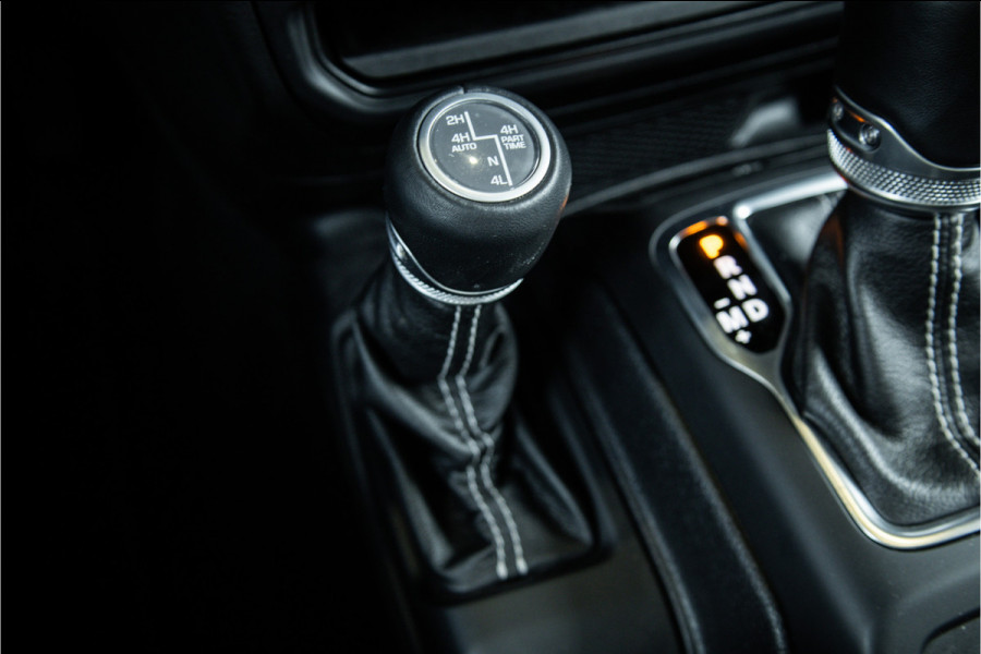 Jeep Wrangler Unlimited 4xe 380 Sahara - Camera | Stoel & Stuurverwarming | ACC | Leder