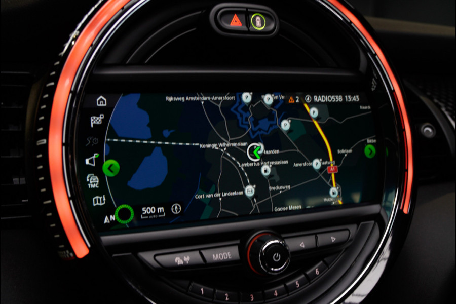 MINI Cabrio 2.0 John Cooper Works 232pk HUD Navi Leer Camera Harman K. PDC Carplay Keyless Go & Entry LM velgen Zwarte binnenhemel Stoelverwarming Sportstoelen LED BTW auto!